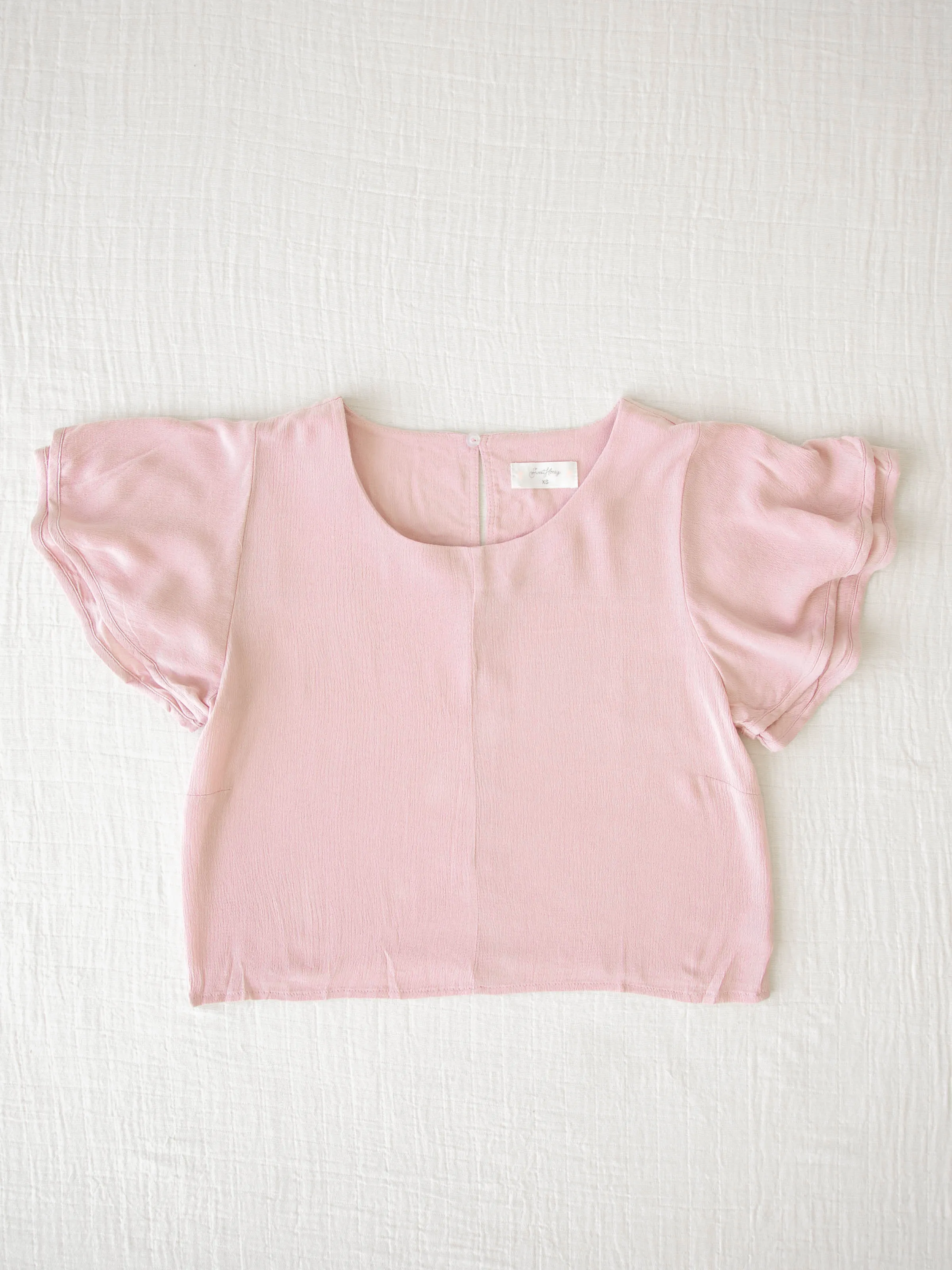 Classic Flutter Top - Dusty Lavender
