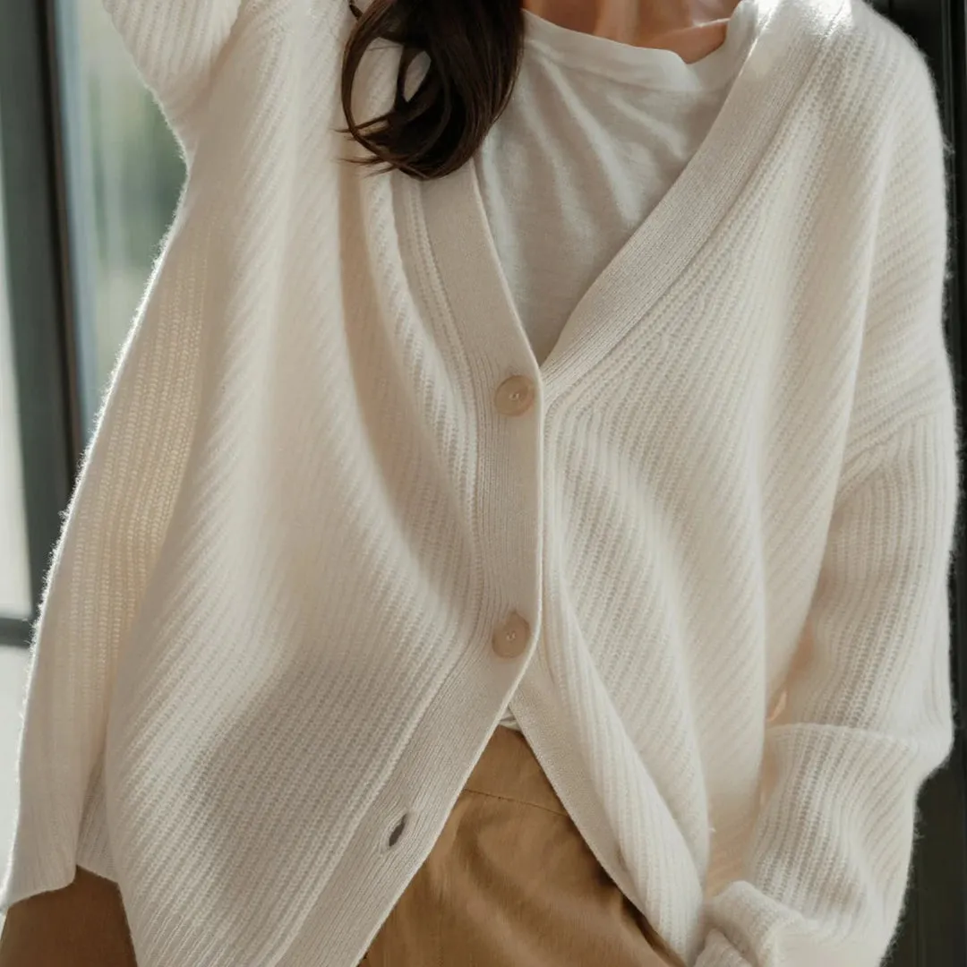 Weiche Strickjacke für Frauen in bergre mit kuscheligen Schichten